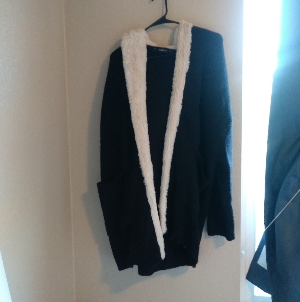 Knit cardigan with fur hood